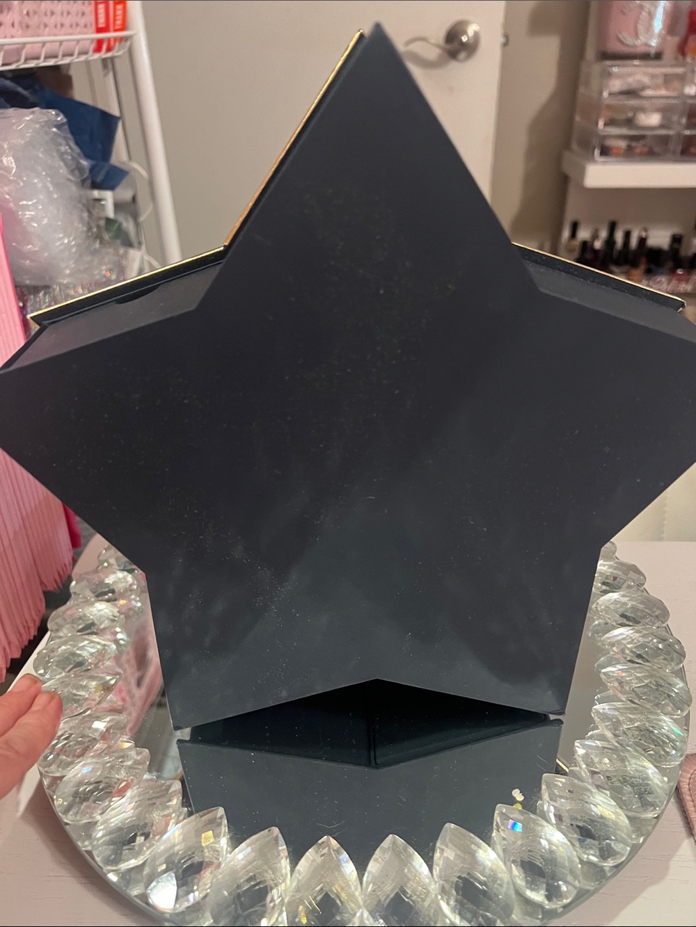 Dior Star-Shaped Box & Harvest Moon Cakes - Picture 3 of 6